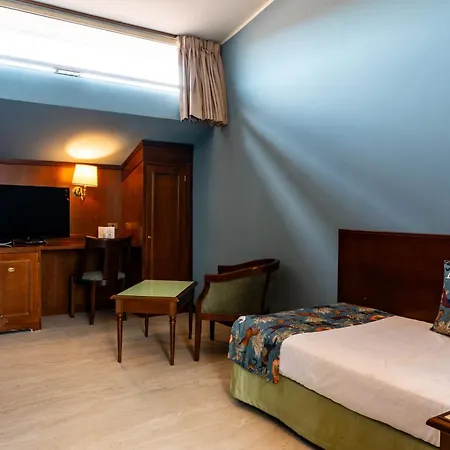 Grand Bastiani מלון 4*