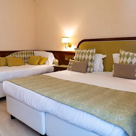 Grand Bastiani מלון 4*