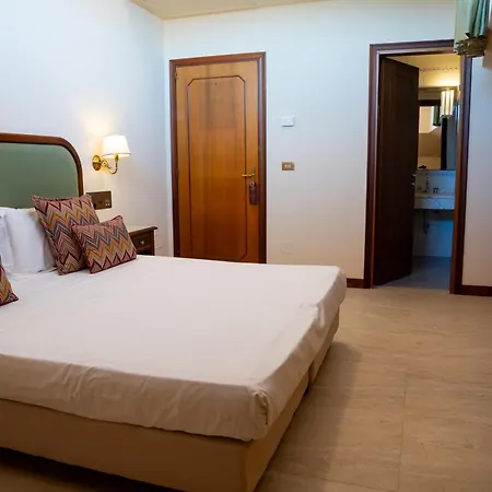 فندق Grand Bastiani 4*