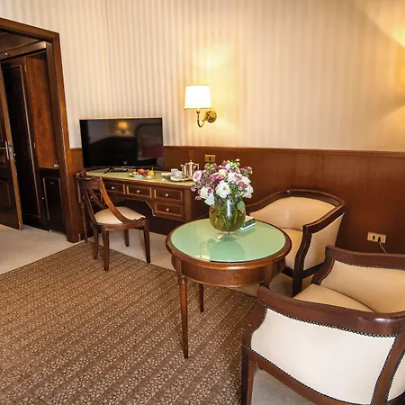 فندق Grand Bastiani 4*